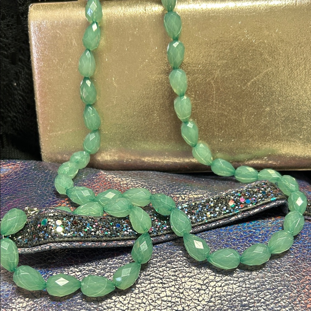 Vintage Gem Stone Necklace Set.